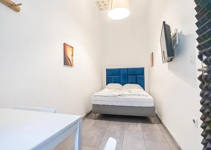 Central Belvedere 3Br Shared Apartment - 12 Min From City Center