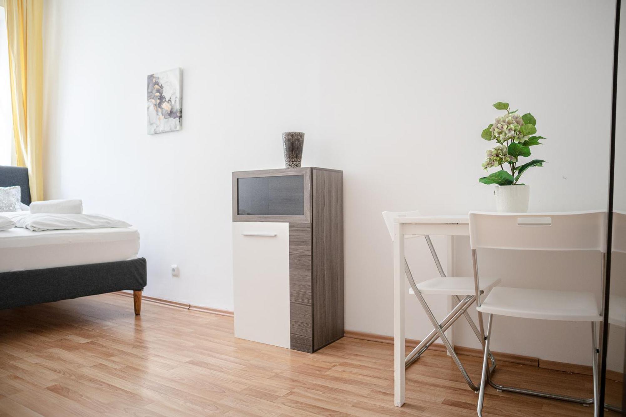 Apartment Belvedere 3br Shared - 12 Min From Center Wien