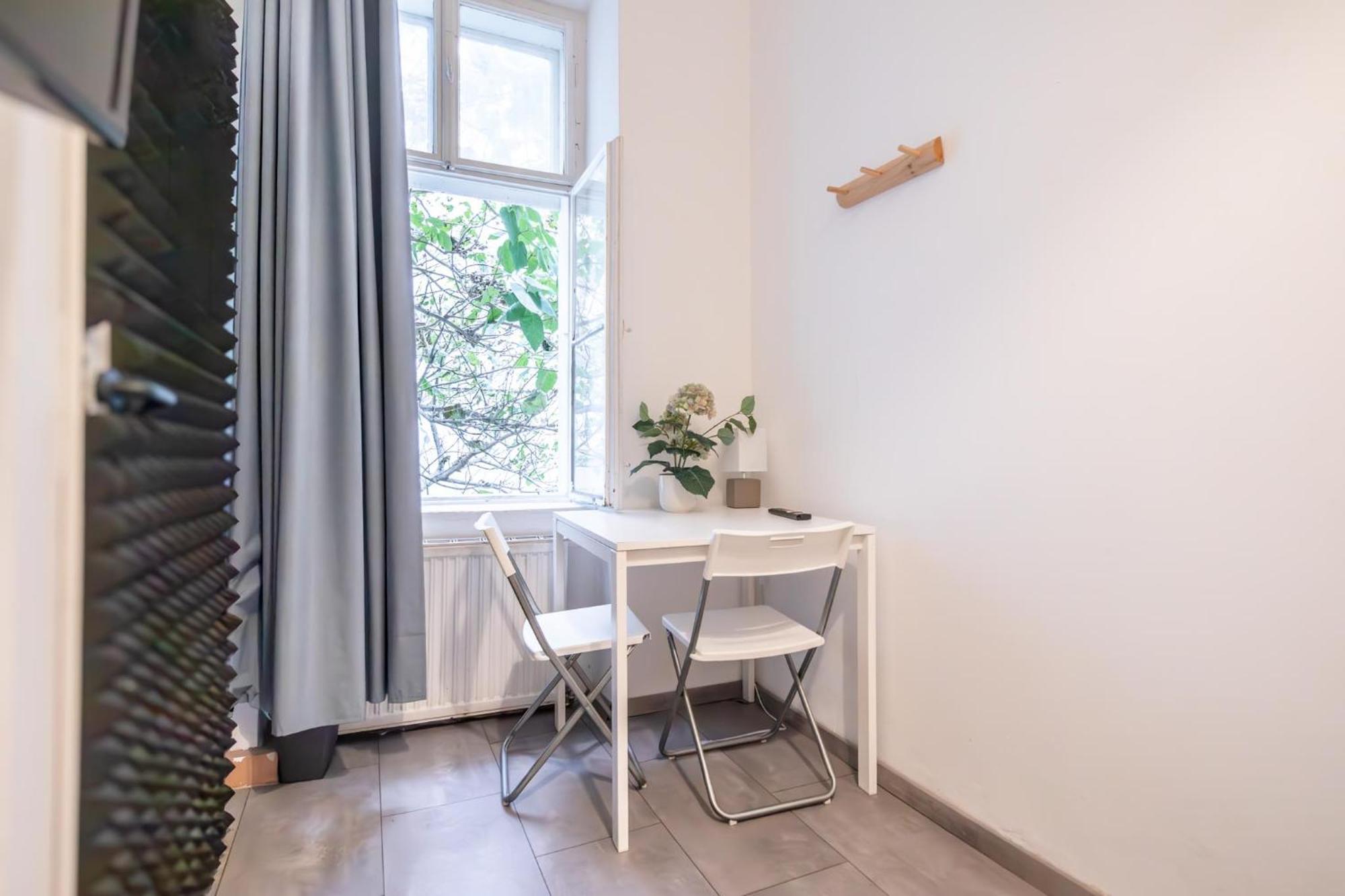 Belvedere 3br Shared - 12 Min From Center