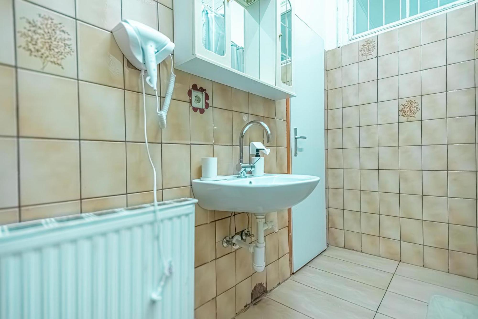 Belvedere 3br Shared - 12 Min From Center Wien